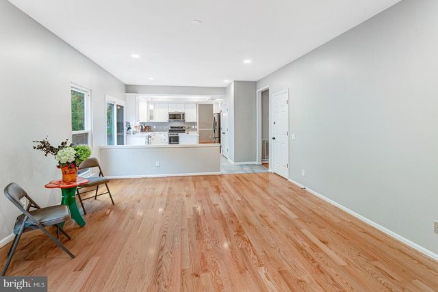 13223 OAK FARM DR, Woodbridge, VA 22192