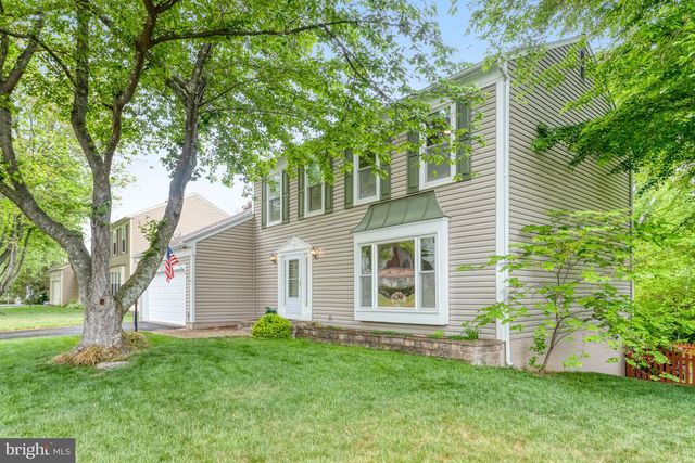 13223 OAK FARM DR, Woodbridge, VA 22192