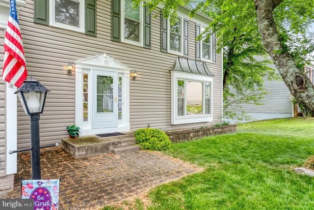 13223 OAK FARM DR, Woodbridge, VA 22192