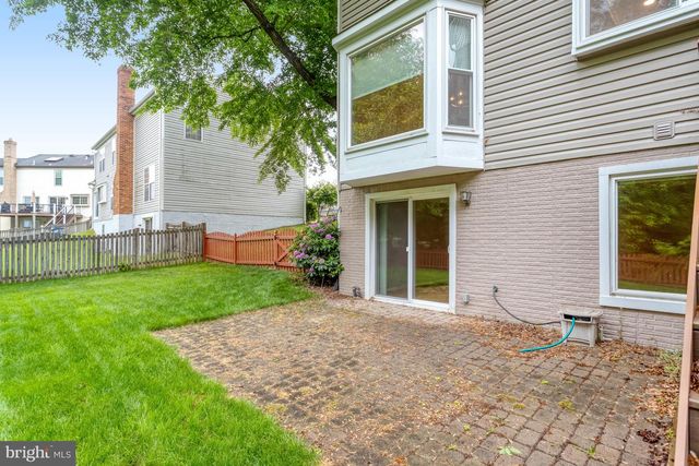 13223 OAK FARM DR, Woodbridge, VA 22192