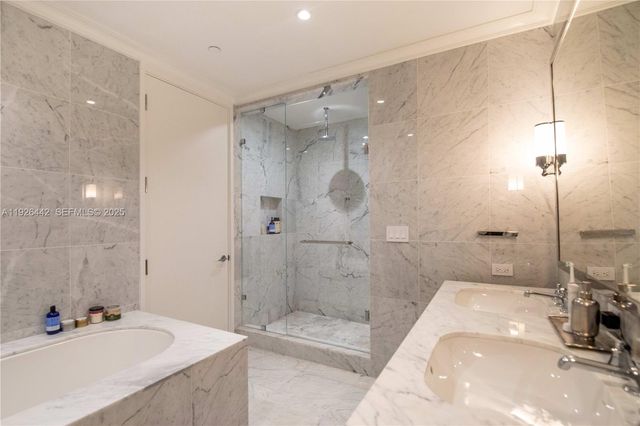 15701 Collins Ave 3102, Sunny Isles Beach, FL 33160