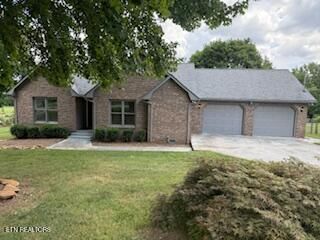 4028 Sullivan Rd, Knoxville, TN 37921