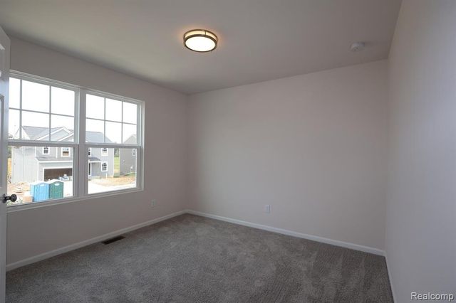 618 Whisperwood Way, Chelsea, MI 48118