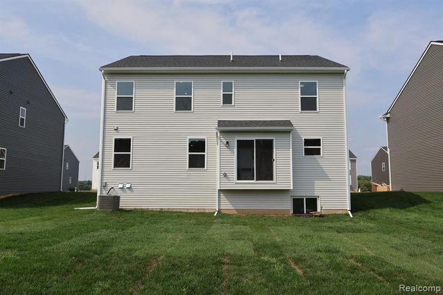 618 Whisperwood Way, Chelsea, MI 48118