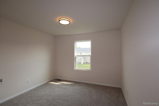 618 Whisperwood Way, Chelsea, MI 48118