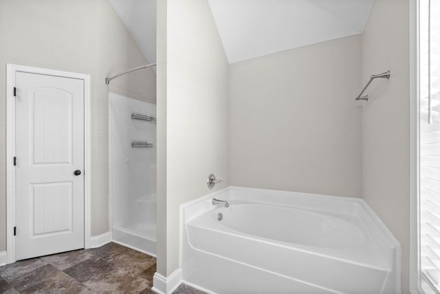 1236 Winterset Dr, Clarksville, TN 37040