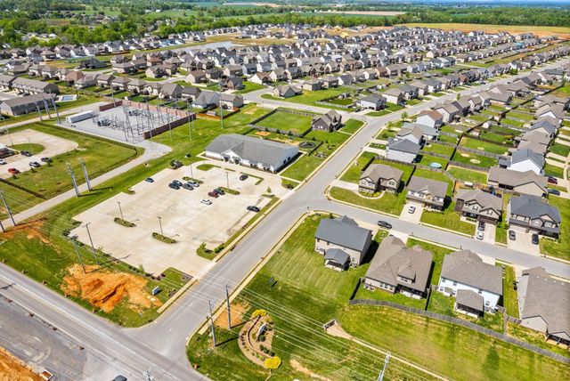 1236 Winterset Dr, Clarksville, TN 37040