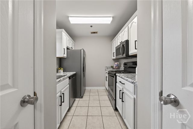 104 Westchester Circle 4, Athens, GA 30606