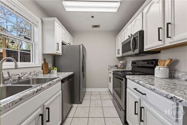 104 Westchester Circle 4, Athens, GA 30606