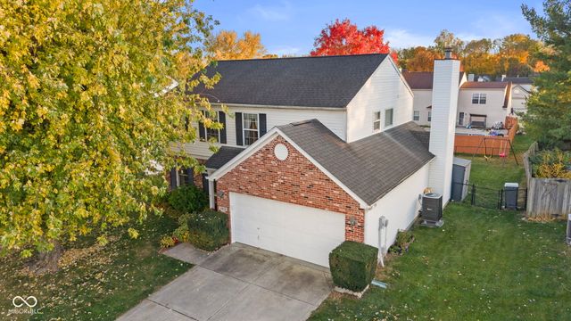 6913 Thousand Oaks Drive, Indianapolis, IN 46214