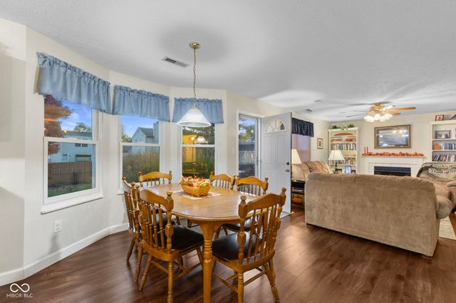 6913 Thousand Oaks Drive, Indianapolis, IN 46214