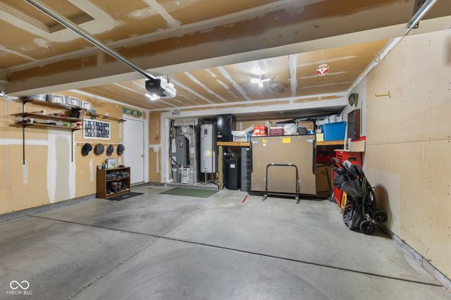 6913 Thousand Oaks Drive, Indianapolis, IN 46214