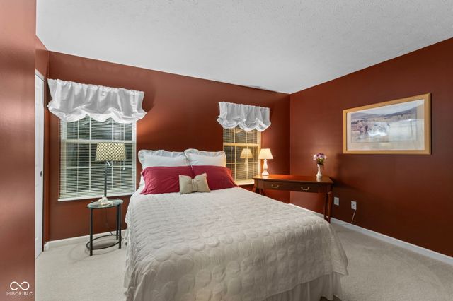 6913 Thousand Oaks Drive, Indianapolis, IN 46214