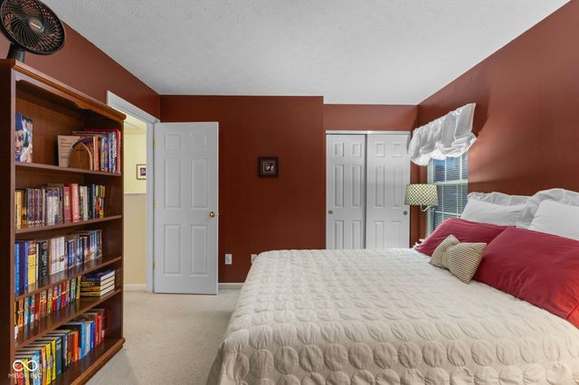 6913 Thousand Oaks Drive, Indianapolis, IN 46214