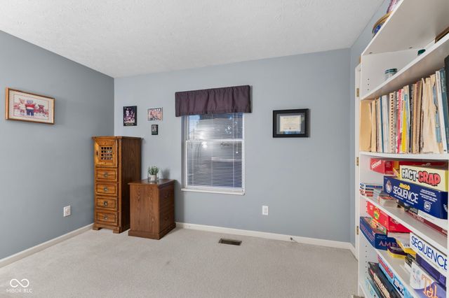 6913 Thousand Oaks Drive, Indianapolis, IN 46214