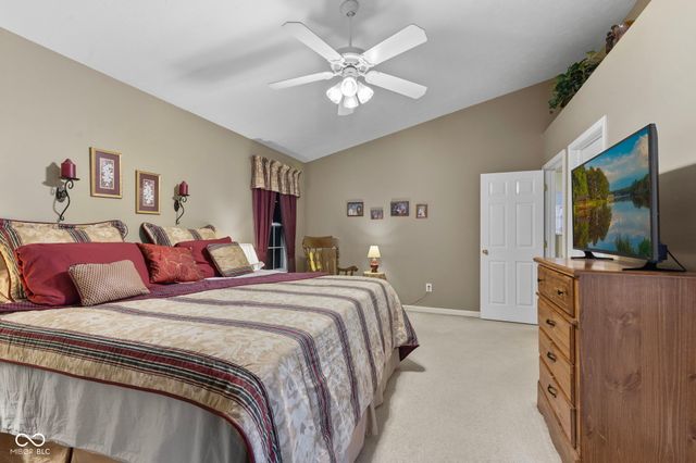 6913 Thousand Oaks Drive, Indianapolis, IN 46214