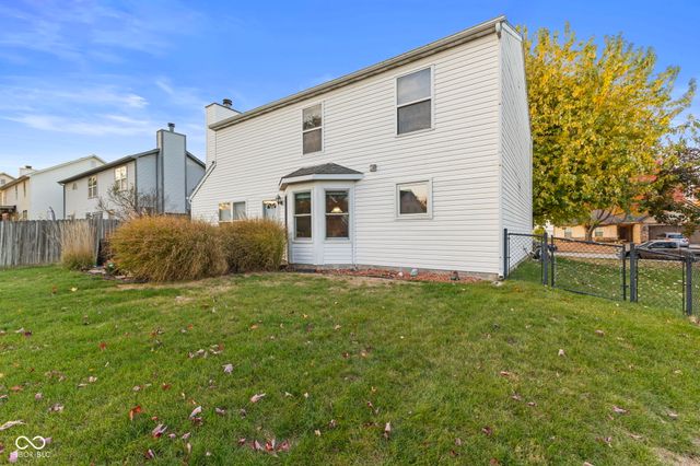 6913 Thousand Oaks Drive, Indianapolis, IN 46214