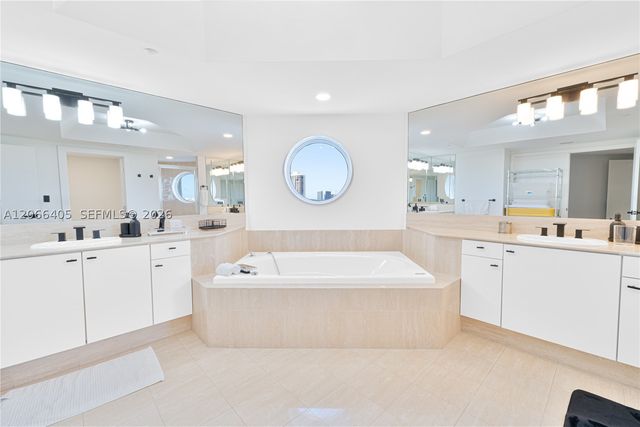 7000 Island Blvd 1402, Aventura, FL 33160