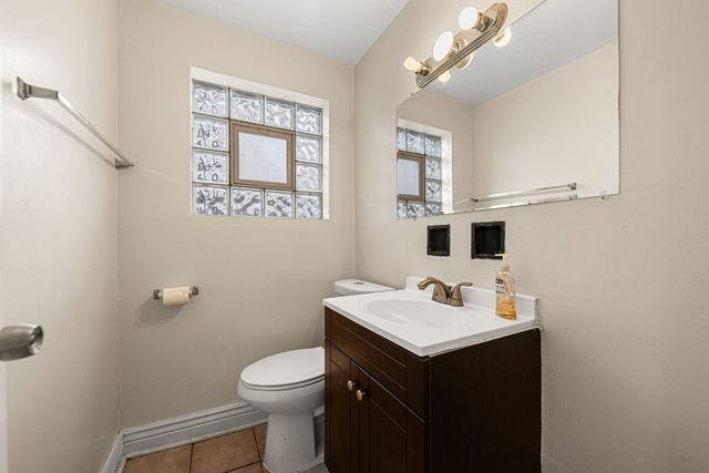 7948 S Avalon Avenue, Chicago, IL 60619