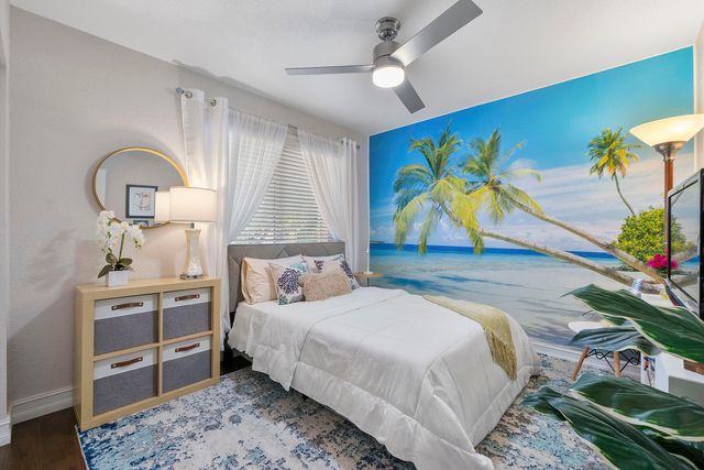 11377 Lakeview Drive 69-u, Coral Springs, FL 33071