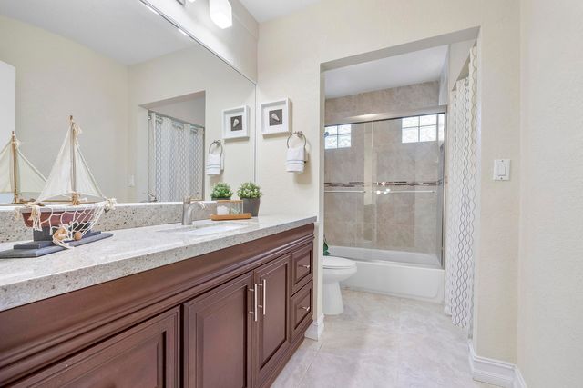 11377 Lakeview Drive 69-u, Coral Springs, FL 33071