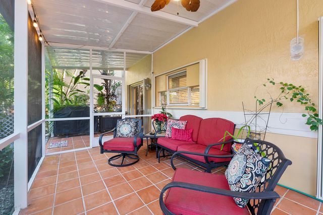 11377 Lakeview Drive 69-u, Coral Springs, FL 33071