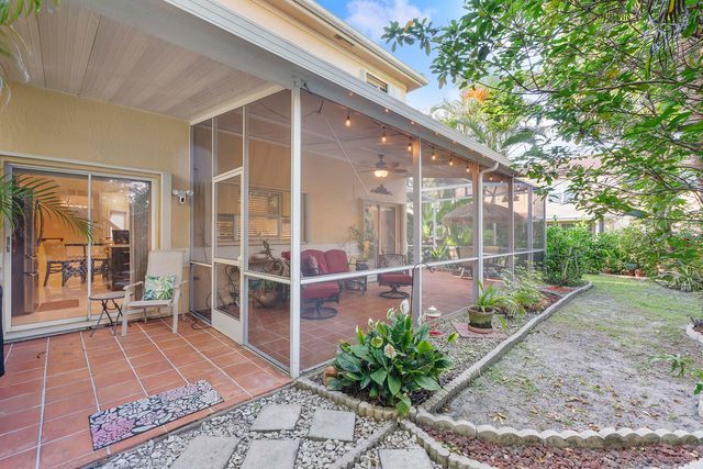 11377 Lakeview Drive 69-u, Coral Springs, FL 33071