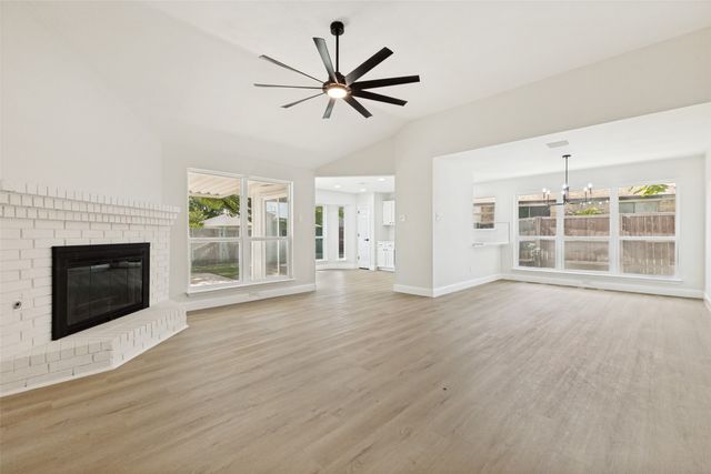 713 Bridgewater Lane, Mesquite, TX 75181