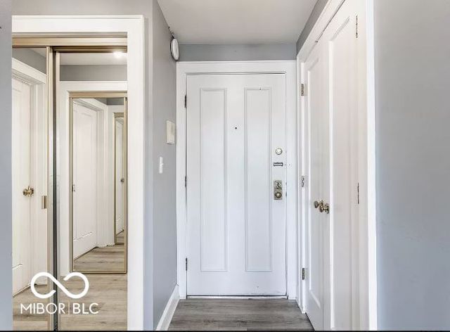 230 E 9th Street APT 304, Indianapolis, IN 46204