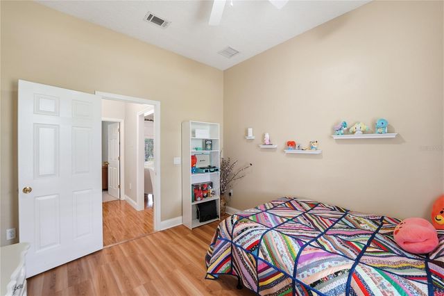 1813 LAKEWOOD DRIVE, St Cloud, FL 34771