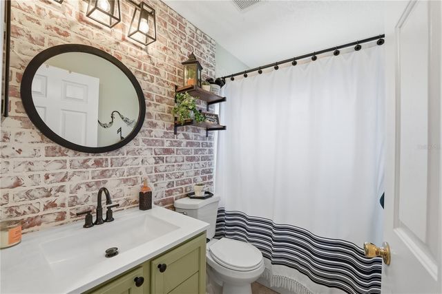 1813 LAKEWOOD DRIVE, St Cloud, FL 34771