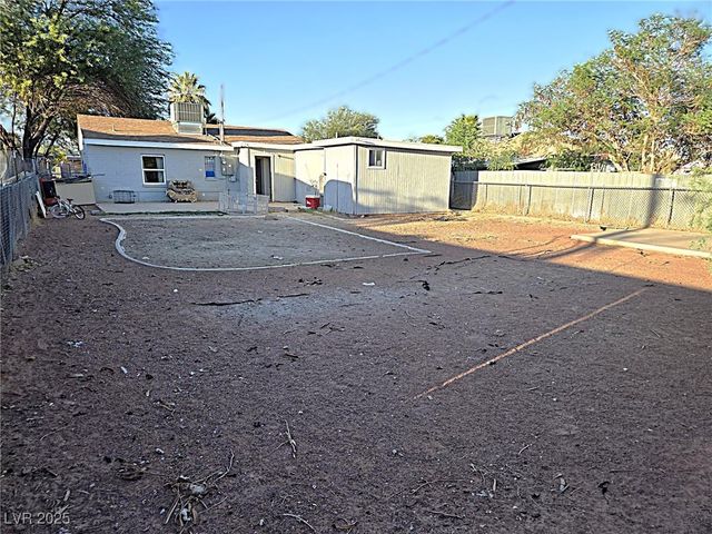 2218 East Mesquite Avenue, Las Vegas, NV 89101