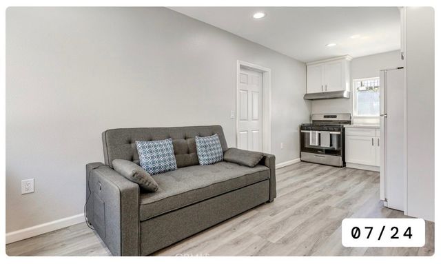 1816 W 22nd, Los Angeles, CA 90018