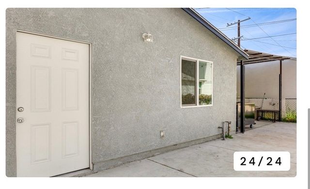 1816 W 22nd, Los Angeles, CA 90018