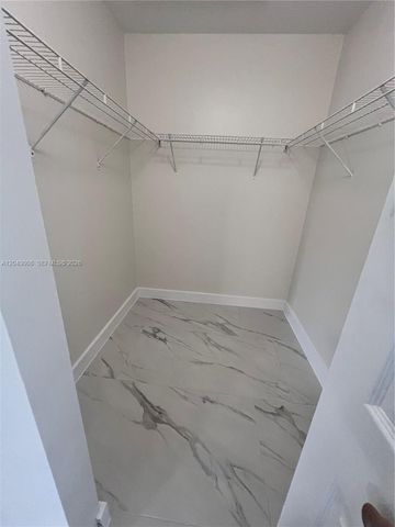 20613 SW 93rd Ave 2, Cutler Bay, FL 33189