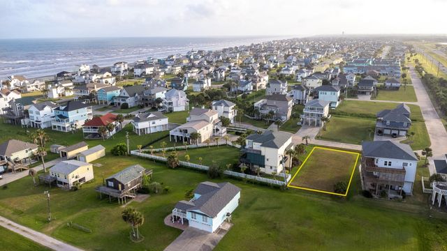 4010 Mutiny Court, Galveston, TX 77554