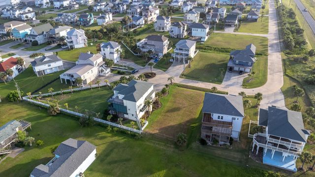 4010 Mutiny Court, Galveston, TX 77554