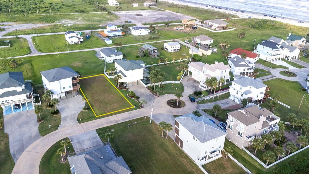 4010 Mutiny Court, Galveston, TX 77554