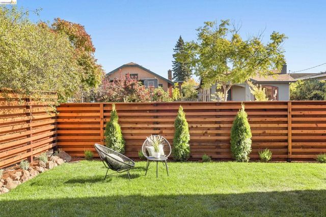 2619 Mathews St, Berkeley, CA 94702