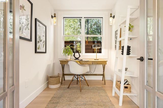 2619 Mathews St, Berkeley, CA 94702