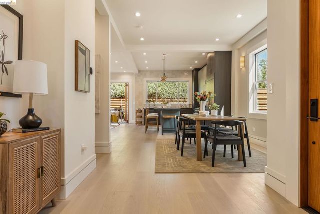 2619 Mathews St, Berkeley, CA 94702