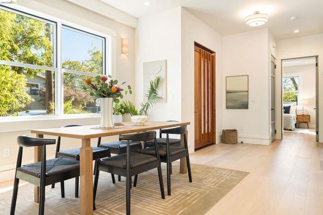 2619 Mathews St, Berkeley, CA 94702