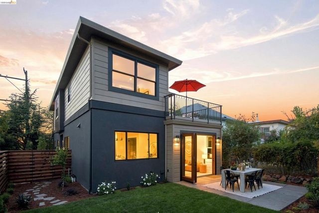 2619 Mathews St, Berkeley, CA 94702