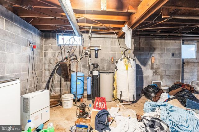 4019 PATTERSON CREEK VILLAGE PIKE, Ridgeley, WV 26753