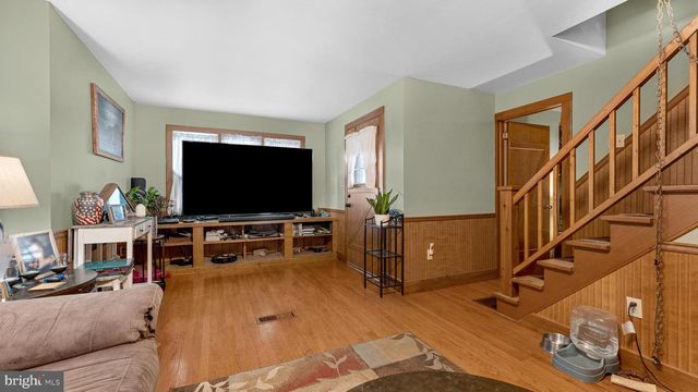 4019 PATTERSON CREEK VILLAGE PIKE, Ridgeley, WV 26753