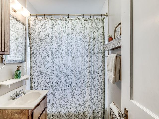 3209 Ardyce Drive, Oklahoma City, OK 73112