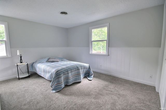 8120 Manor Drive, Fort Wayne, IN 46825