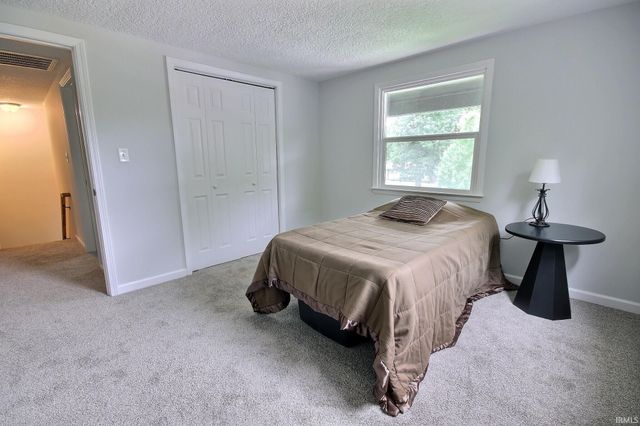8120 Manor Drive, Fort Wayne, IN 46825