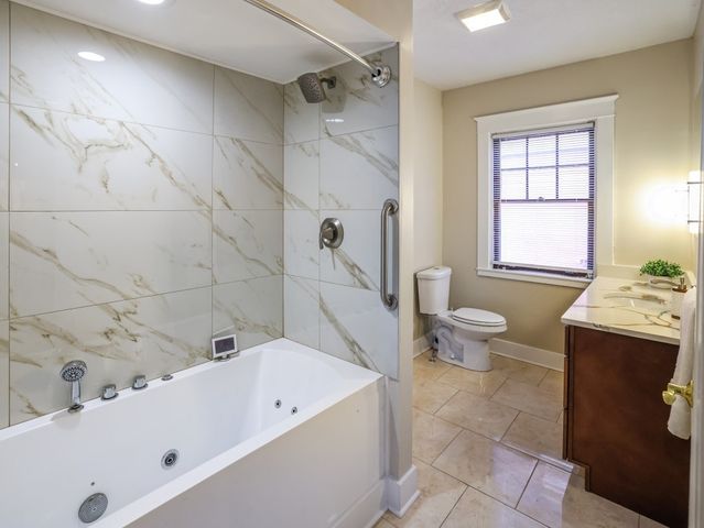 712 S Aiken Avenue, Shadyside, PA 15232