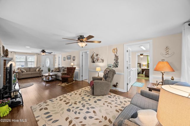 7108 Carolina Beach Road, Wilmington, NC 28412
